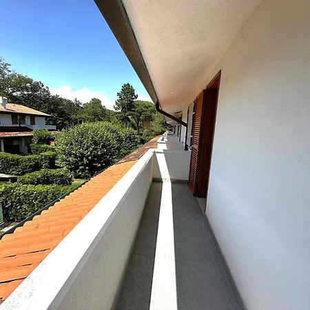 Comfy With Pool Access Villa *