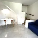 Vila Comfy With Pool Access