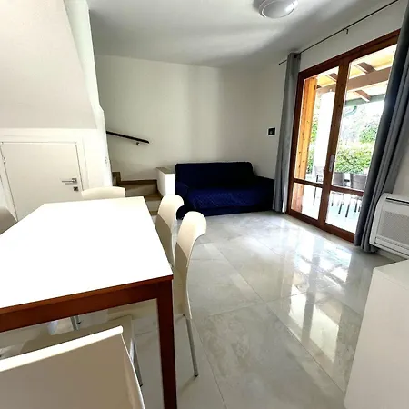 Comfy With Pool Access Vila Bibione