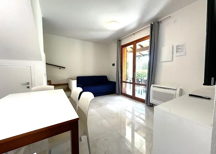 Comfy With Pool Access