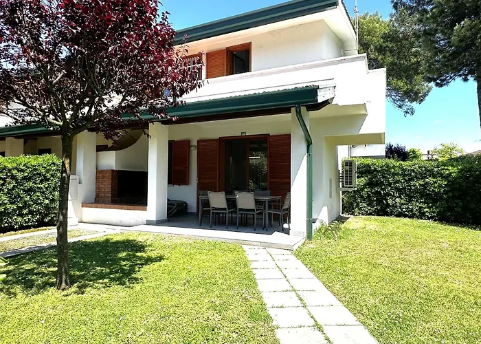 Comfy With Pool Access 빌라 *